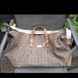 Classic Coach Cabin Voyager Duffle